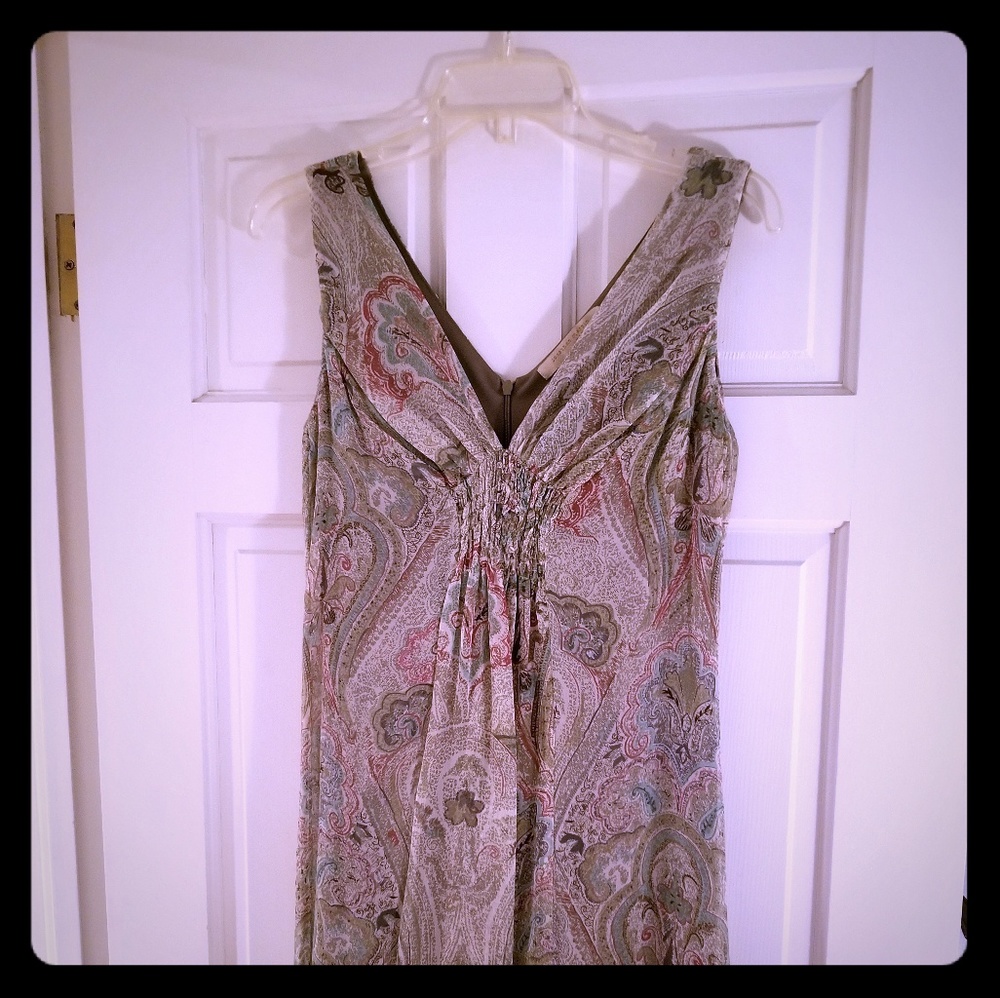 Sleevless Chiffon Dress